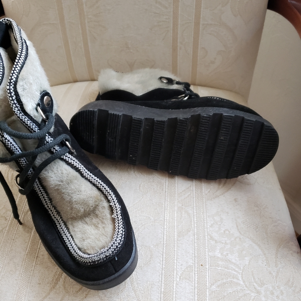 Black/Grey Boots 8